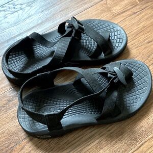 Men’s size 9 Chaco’s